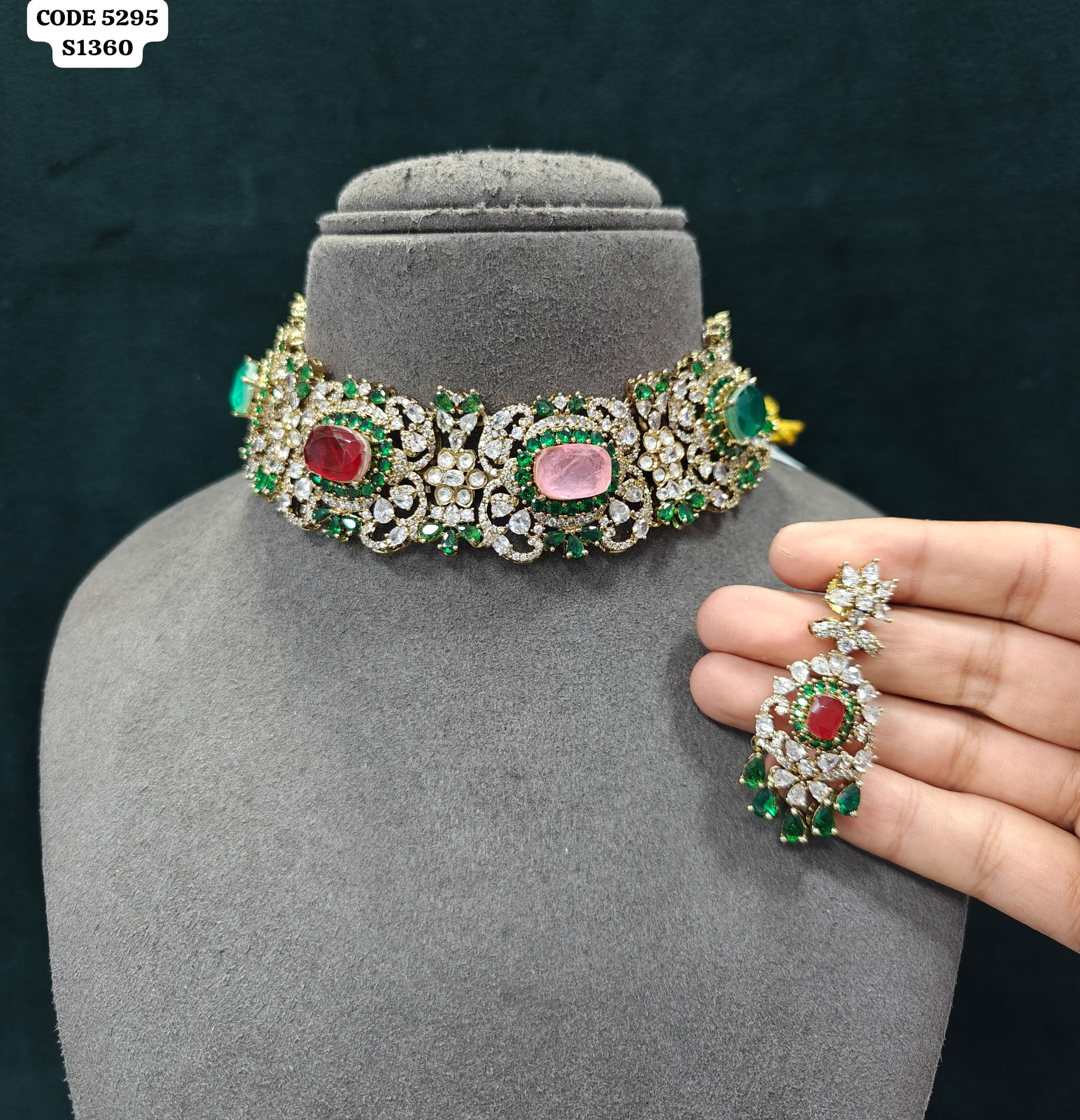 Necklace Set 065